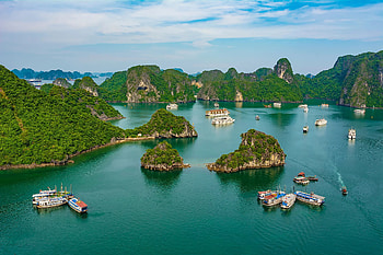 Halong Bay, Vietnam beauty, Mythical charm, Captivating scenery HD wallpaper