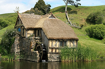 Hobbiton HD wallpaper