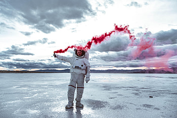 Sky, Miscellanea, Miscellaneous, Colored Smoke, Coloured Smoke, Cosmonaut, Spacesuit, Space Suit HD wallpaper