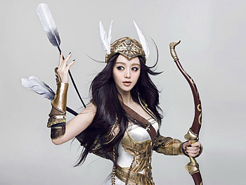 skilled fighter, pale, girl, beautiful, armor, feather, blackhair, fighter, arrow, longhair, bow HD wallpaper