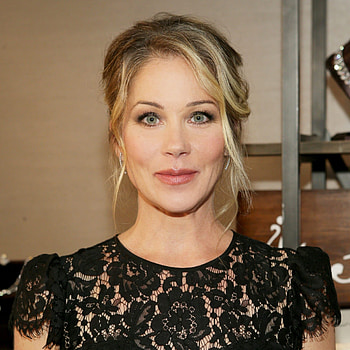 Christina Applegate movies, Net worth, Bio, Interesting facts HD phone wallpaper