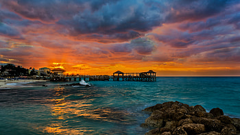 Sunsets in the Bahamas, Beautiful seascapes, Golden hues, Serene tranquility HD wallpaper