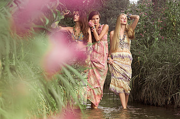 Three Beautiful Girls, sisters, girls, beautiful, models, lovely, water HD wallpaper