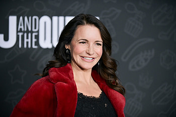 Kristin Davis TV Shows, SATC star, Aging in the public eye HD wallpaper