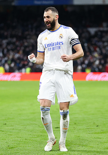 Karim Benzema, soccer, kb9, realmadrid, HalaMadrid, captain, football, french, KarimBenzema HD phone wallpaper