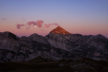 Mountains, sunset, nature HD wallpaper