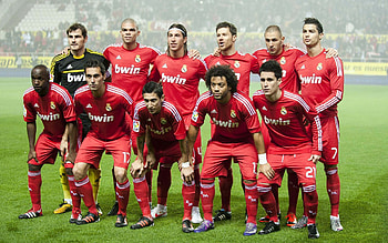 Real Madrid C.F., Stunning , High-quality , Ultimate fan collection HD wallpaper
