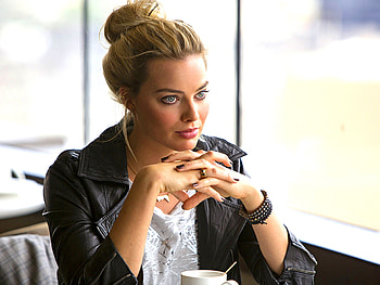 Focus (Movie), Movie review, Cinematic analysis, In-depth evaluation HD wallpaper