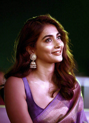 Pooja Hegde, lip, chin HD phone wallpaper
