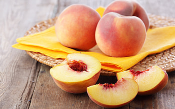Captivating peach , Stunning visuals, Eye-catching design, quality HD wallpaper