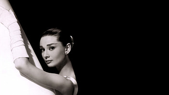 Audrey Hepburn, Vintage charm, Movie nostalgia HD wallpaper