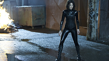 Underworld Blood Wars, High-definition , Eerie atmosphere, Thrilling action HD wallpaper