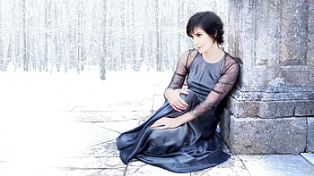 Enya , Posted by John Walker, Enya Patricia Brennan, Celebs HD wallpaper