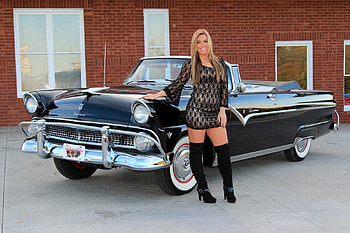 ford sunliner, sunliner, ford, girls, legs HD wallpaper