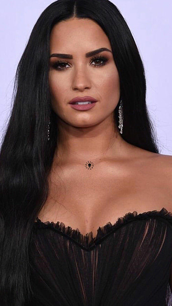 2017 American Music Awards, Demi Lovato HD phone wallpaper