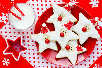 Christmas stars, milk, sweet, white, craciun, dessert, food, star, christmas, red, glass, santa HD wallpaper
