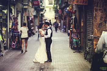 Street Dancing Wedding, outdoor, moments, city, couple, street, beautiful HD wallpaper