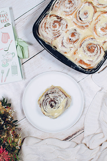 Cinnabon cinnamon rolls, Irresistible recipe, Sweet and gooey, Perfectly baked treat HD phone wallpaper
