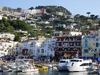 Capri Island, Grand Tour, Historical landmarks, Nature's beauty HD wallpaper