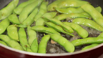 Bestes edamame rezept, Kstliche edamame, Cooking with dog HD wallpaper