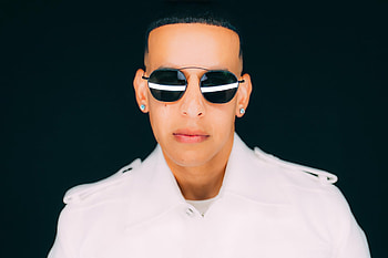 Hip Artist in Sunglasses, music, Daddy Yankee, reggaeton HD wallpaper