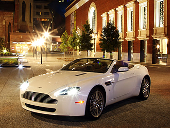 Aston Martin, Cars, City, Lights, Front View, Style, 2008, V8, Vantage HD wallpaper