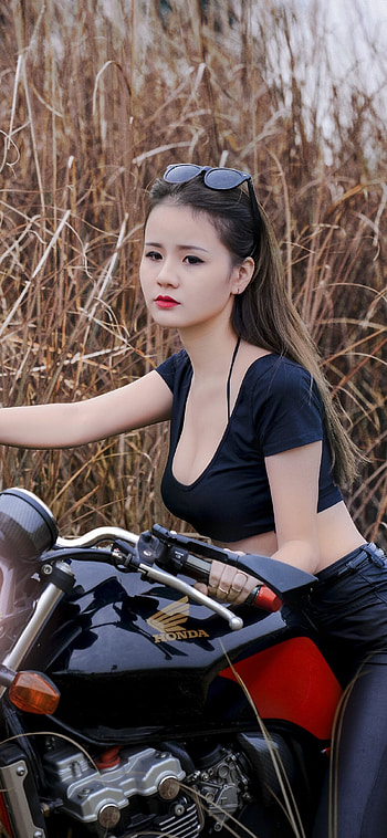 Honda, Girls and Motorcycles HD phone wallpaper