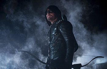 Stephen Amell As Oliver Queen, arrow, tv-shows, stephen-amell HD wallpaper