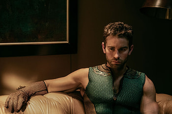 Chace Crawford, The Boys star, TV crossover, Gossip Girl connection HD wallpaper