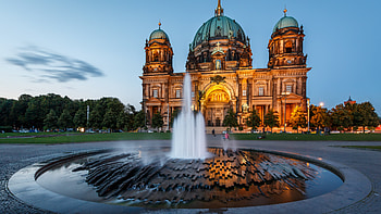 Berlin Cathedral, Architectural splendor, Timeless beauty, Dome of grace HD wallpaper