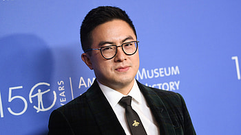 Bowen Yang, SNL gay star, Saturday Night Live, Comedy variety HD wallpaper