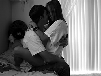 Kiss, love, miss you, black and white HD wallpaper