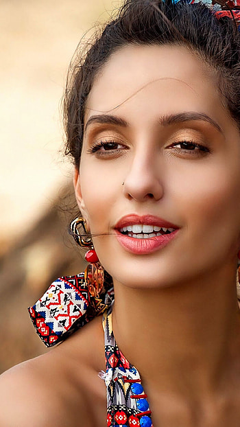 Nora fatehi, bollywood actress HD phone wallpaper