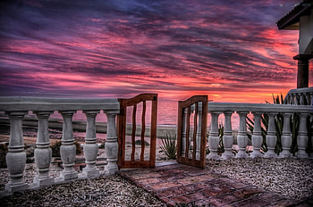 Gate to Sunset, sea, fence, clouds, colors, sky, beach HD wallpaper