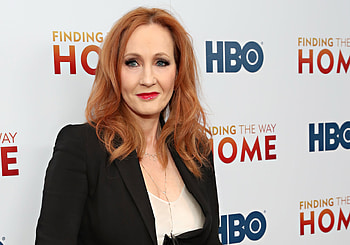 J.K. Rowling, Rowling's support, Anti-trans comments, Criticism HD wallpaper