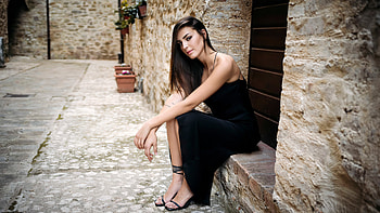 Girl In Black Dress On Streets Of Italy, girls, black-dress, model HD wallpaper