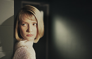 Mia Wasikowska The Double Movie, mia-wasikowska, girls, celebrities HD wallpaper