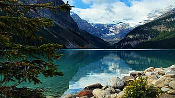 Lake Louise, Banff NP, Alberta, clouds, sky, water, canada, mountains, reflections HD wallpaper