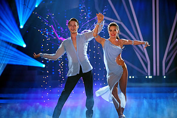 Moritz Hans and Renata Lusin, Rumba HD wallpaper