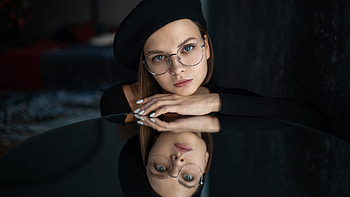 Blue Eyes Girl Model's Face Reflection On Glass Table Wearing Black Dress And Cap Girls HD wallpaper