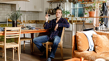 David Harbour, Movies, New York loft, Rugs HD wallpaper