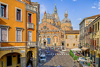 Padua, Italy, Saint Anthony Basilica, Spiritual sanctuary HD wallpaper