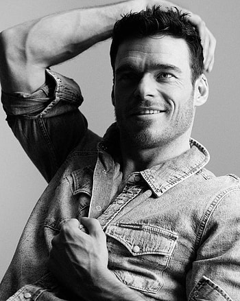 Richard Madden, Wonderland magazine, Artistic , Fashion shoot HD phone wallpaper