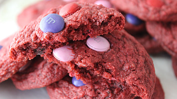 MandM's, Pink cookies, Sweet treats, Mouth-watering delight HD wallpaper