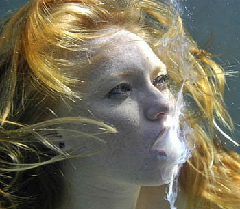 HEAVY SMOKER, smoke, redhead, wild HD wallpaper