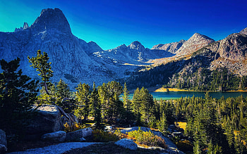 Late day shadows and sunlight above Lonesome Lake, Wind River Range, Wyoming, landscape, trees, sky, mountains, usa HD wallpaper