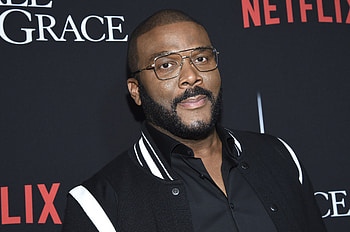 Tyler Perry, Exhausted by hate, Bridge builder, Seeking unity HD wallpaper