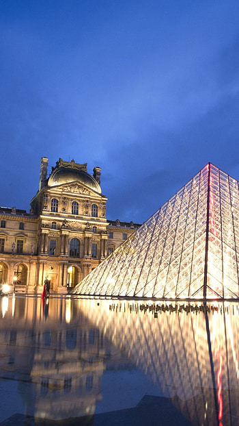 Impressive artworks, Cultural significance, Imposing architecture, Must-visit destination HD phone wallpaper