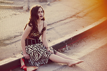 Emilia Clarke Actress, emilia-clarke, celebrities, girls, actress HD wallpaper
