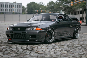 R32 Paving Stones, Skyline Car HD wallpaper